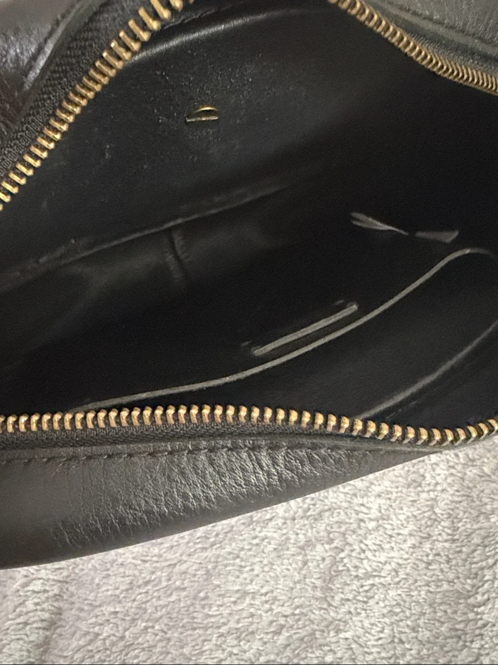 Madewell Black Leather Messenger Bag s/m size